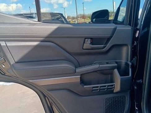 Used 2025 Toyota 4Runner SR5 image 13