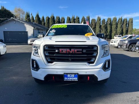 Used 2021 GMC Sierra 1500 AT4 w/ AT4 Value Package image 3