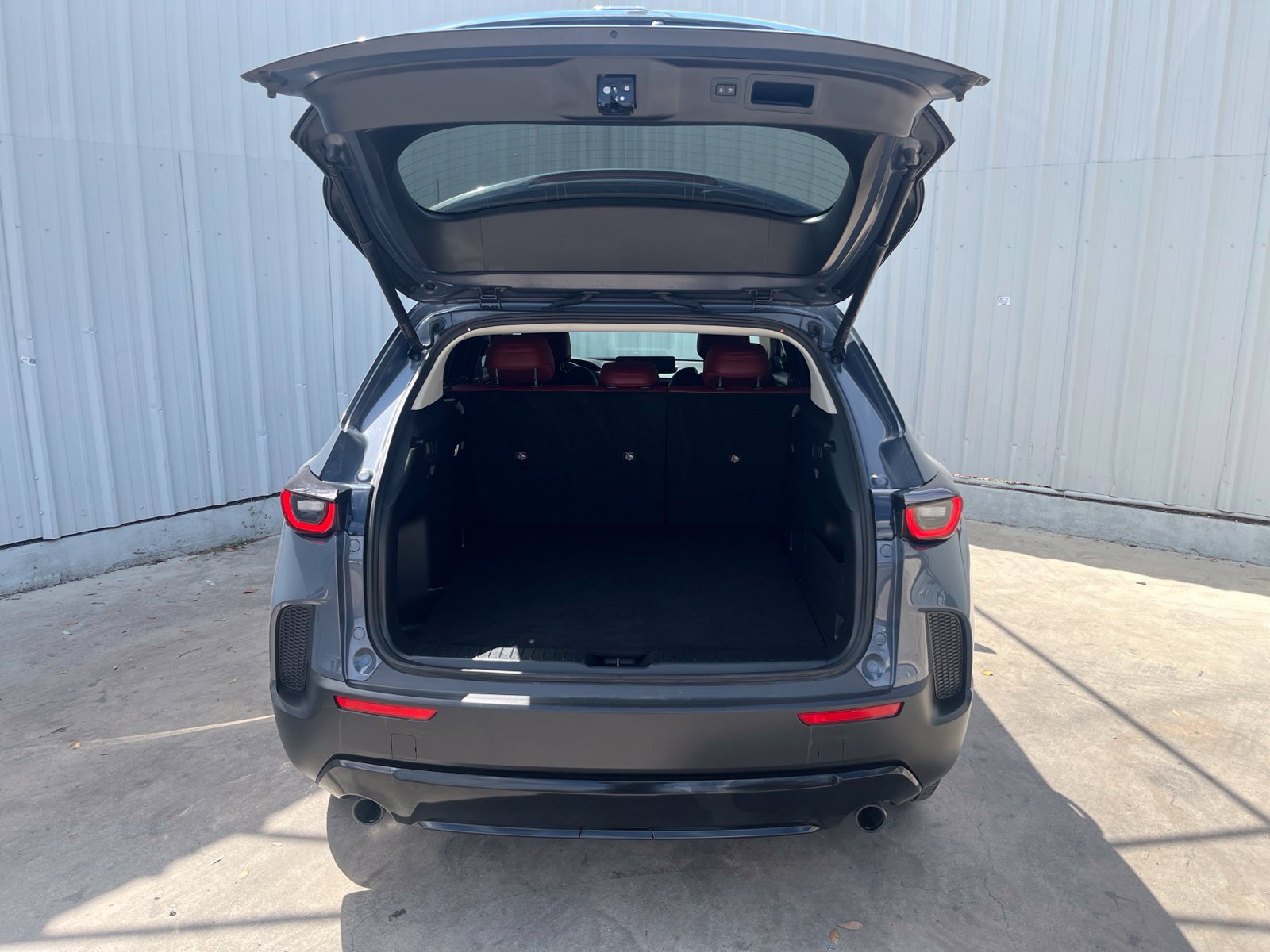 Certified 2025 MAZDA CX-50 AWD 2.5 Hybrid w/ Premium Pkg image 9