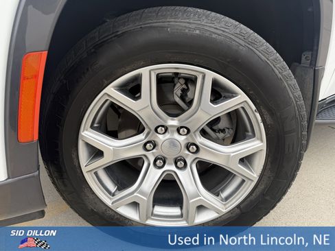 Used 2022 Jeep Wagoneer Series II image 11