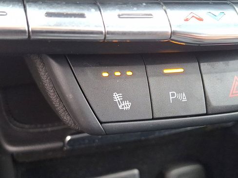 Used 2023 Cadillac XT4 Luxury w/ Cold Weather Package image 19