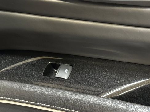 Certified 2023 Cadillac Escalade V image 20