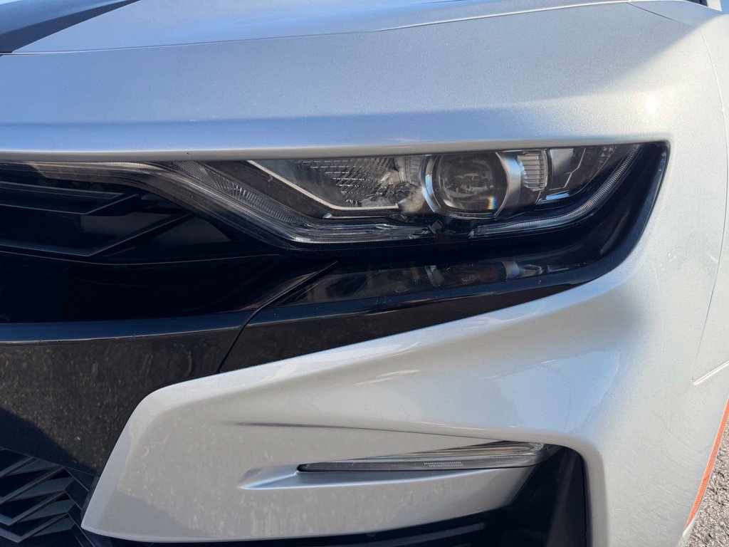 Used 2019 Chevrolet Camaro SS RWD image 9