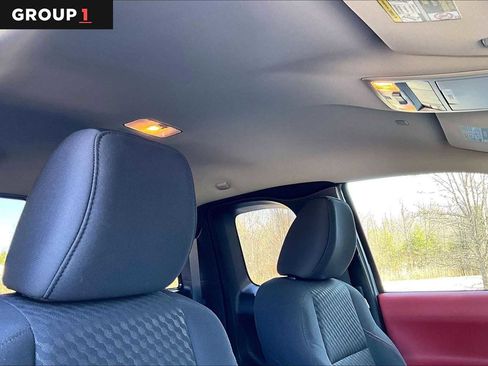 Certified 2023 Toyota Tacoma SR5 AWD/4WD image 14