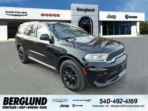 Used 2024 Dodge Durango SXT image 1