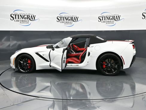 Used 2014 Chevrolet Corvette Stingray Convertible w/ 3LT Preferred Equipment Group image 28
