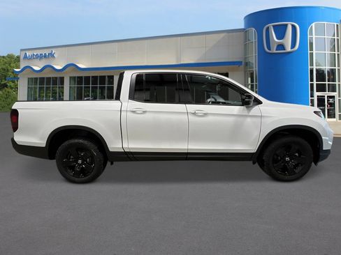 New 2026 Honda Ridgeline Black Edition image 7