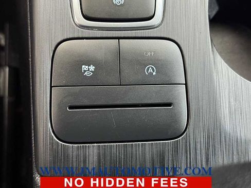 Used 2021 Ford Escape SE image 29