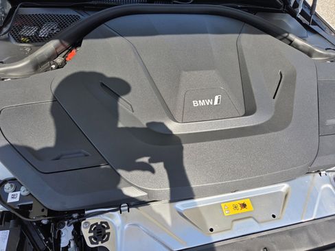 New 2026 BMW i4 eDrive40 w/ Premium Package RWD image 18
