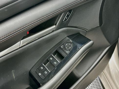 Used 2024 MAZDA MAZDA3 s FWD image 15