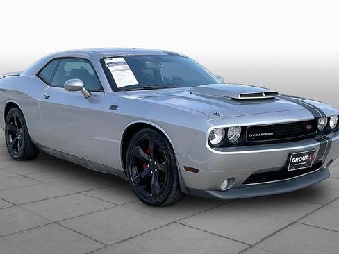 Used 2014 Dodge Challenger R/T w/ Blacktop Package RWD image 3