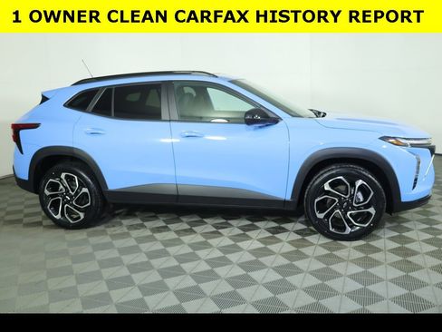 Used 2024 Chevrolet Trax RS w/ Sunroof Package image 4