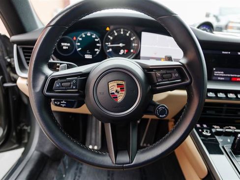 Used 2020 Porsche 911 Carrera RWD image 15