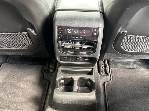 Used 2021 Jeep Grand Cherokee L Limited image 20