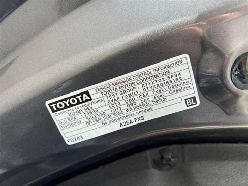 Used 2024 Toyota Highlander Platinum AWD/4WD image 10