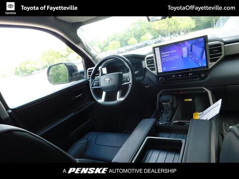Used 2024 Toyota Tundra Limited AWD/4WD image 6