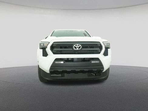 New 2025 Toyota Tacoma SR5 image 31