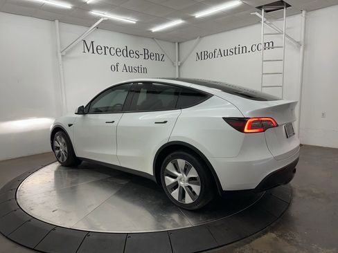 Used 2023 Tesla Model Y Long Range image 5