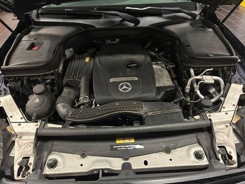 Used 2017 Mercedes-Benz GLC 300 4MATIC image 22