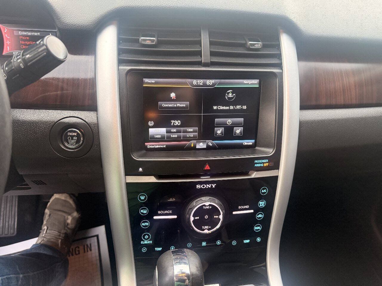Used 2013 Ford Edge Limited AWD/4WD image 16