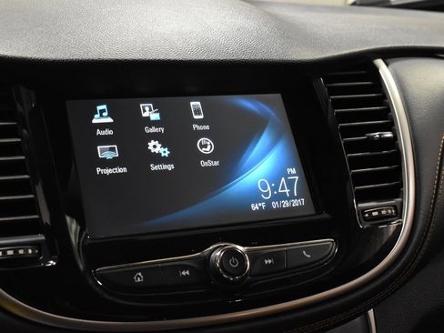 Used 2017 Chevrolet Trax LT w/ Sun & Sound Package FWD image 17