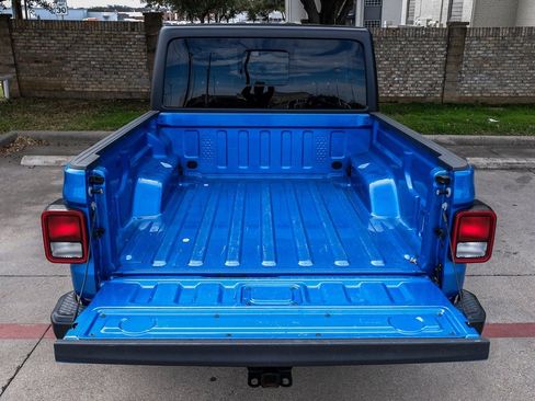 Used 2021 Jeep Gladiator Willys image 62