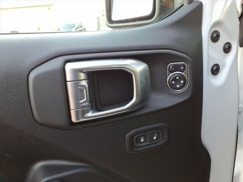 Used 2023 Jeep Wrangler Sport S image 8