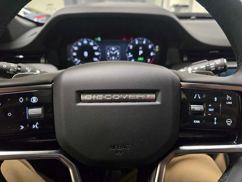 New 2026 Land Rover Discovery Sport Landmark image 24
