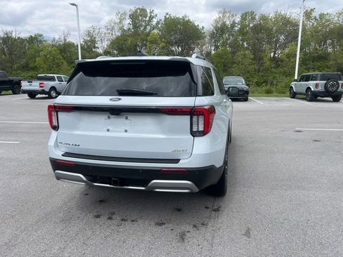Used 2025 Ford Explorer Platinum w/ LUX Leather Package AWD/4WD image 6