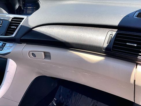 Used 2014 Honda Accord Hybrid Sedan image 18