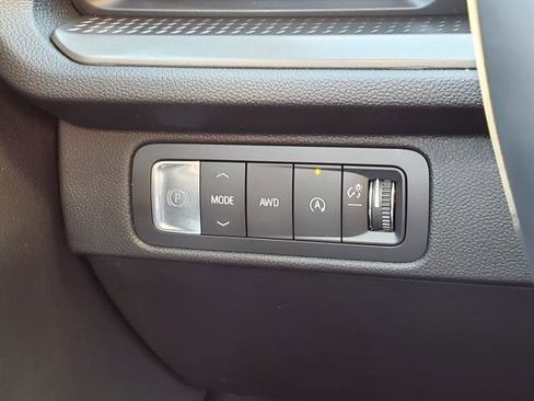 New 2026 Chevrolet Traverse LT image 12