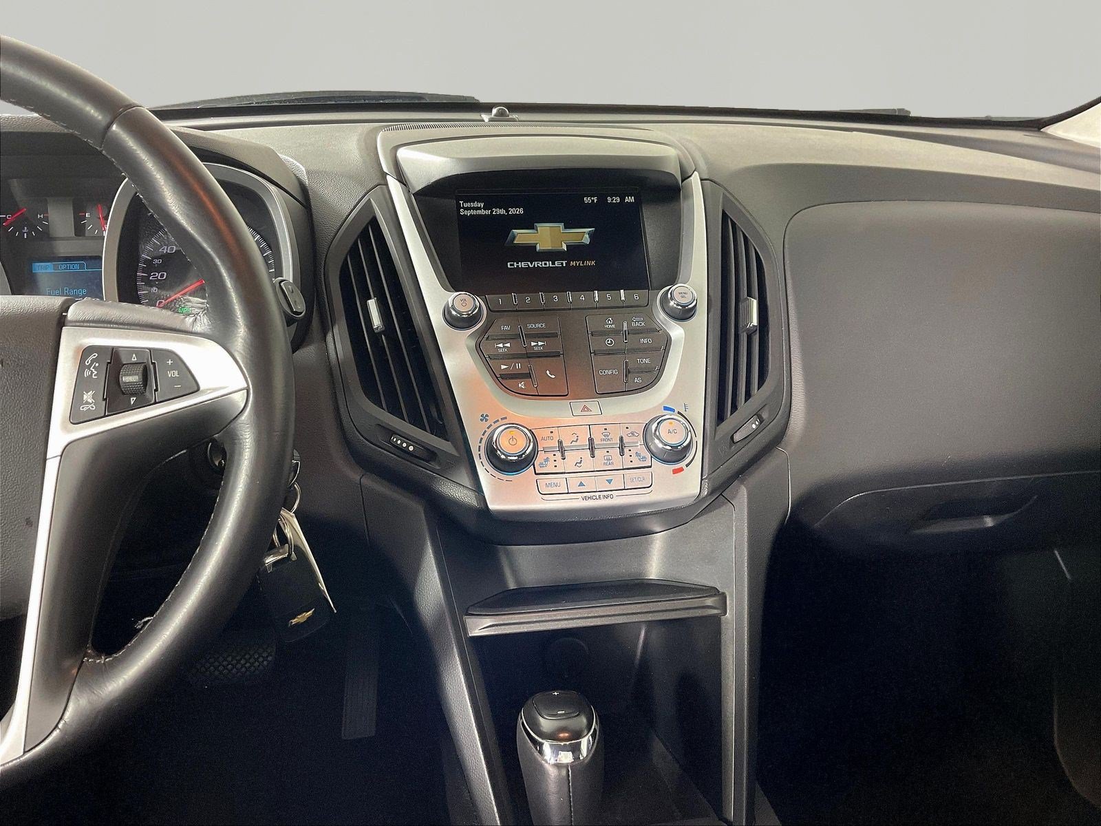 Used 2017 Chevrolet Equinox LT w/ Convenience Package FWD image 9