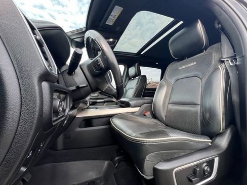 Used 2019 RAM 1500 Laramie image 16