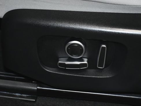 Used 2022 Land Rover Range Rover Evoque SE image 48