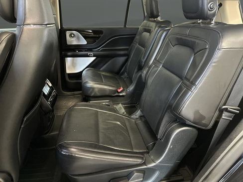 Used 2020 Lincoln Aviator Reserve w/ Equipment Group 202A image 33