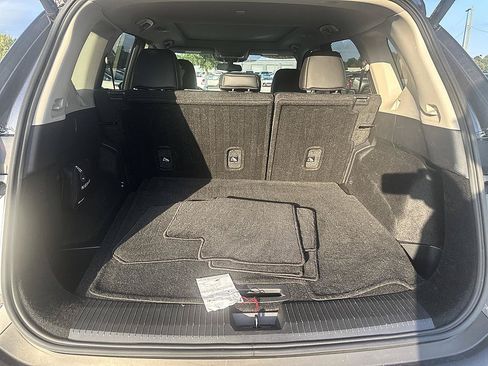 Certified 2023 Nissan Rogue SV w/ SV Premium B Package FWD image 19