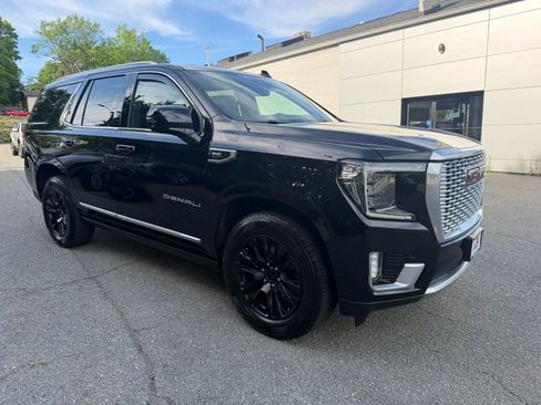 Used 2023 GMC Yukon Denali AWD/4WD image 9