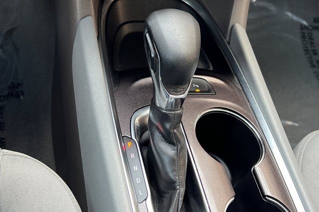 Used 2025 Chevrolet Malibu LT FWD image 23