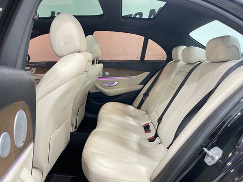 Used 2018 Mercedes-Benz E 300 image 30