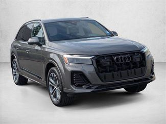 Used 2025 Audi Q7 2.0T Premium Plus w/ Premium Plus Package video 3