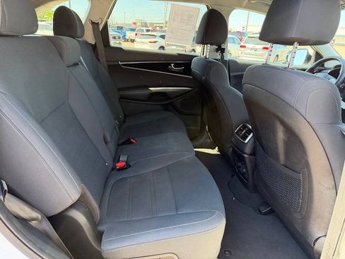 Used 2019 Kia Sorento AWD image 51