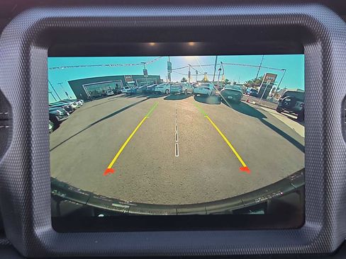 Used 2021 Jeep Wrangler Unlimited Sahara image 31