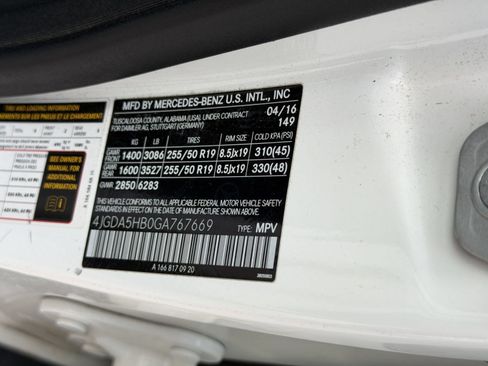 Certified 2016 Mercedes-Benz GLE 350 4MATIC image 29