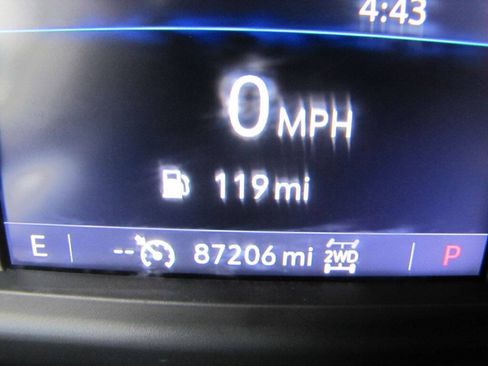 Used 2020 Chevrolet Silverado 1500 RST AWD/4WD image 37