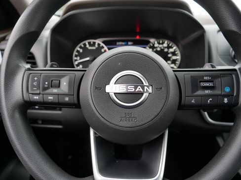 Certified 2023 Nissan Rogue SV image 25