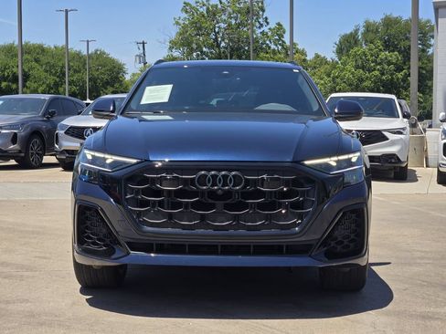 Certified 2025 Audi Q8 Premium Plus AWD/4WD image 4