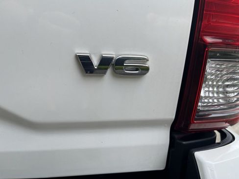 Used 2023 Toyota Tacoma SR AWD/4WD image 16