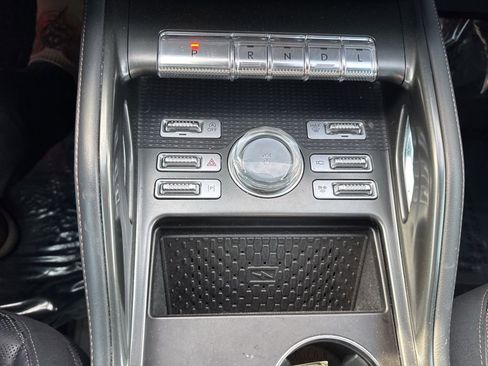 Used 2024 Lincoln Nautilus Reserve w/ Equipment Group 202A image 20