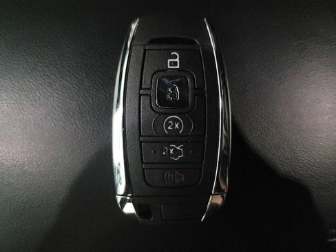 Used 2019 Lincoln MKZ Reserve AWD/4WD image 32