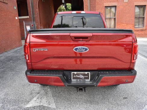 Used 2015 Ford F150 Lariat AWD/4WD image 4
